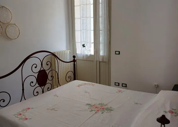 La Voliera Castro (Lecce)
