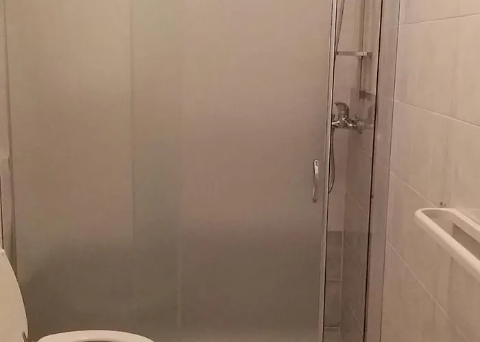 La Voliera Daire Castro (Lecce)